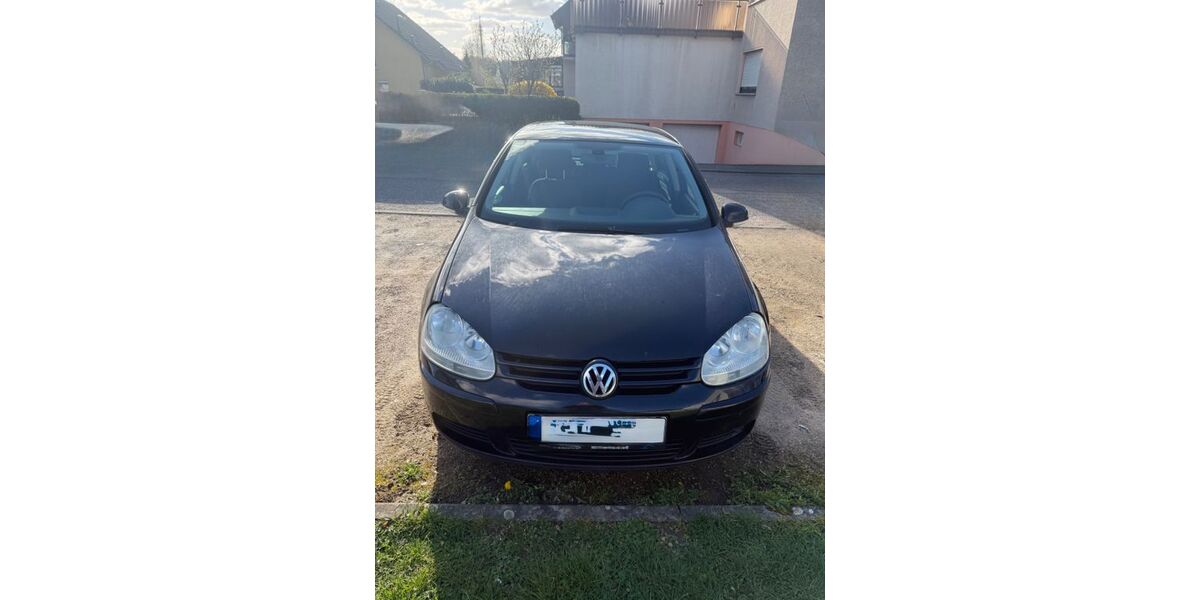 VW Golf 175.500 km 2.600 &euro; Limburg 65556