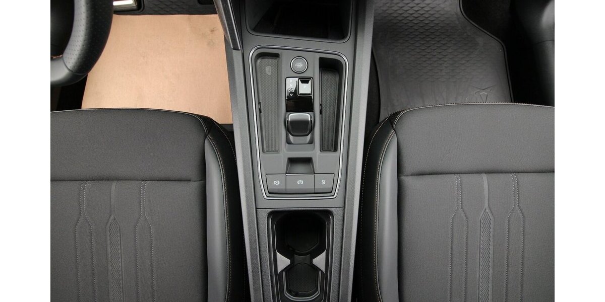 Cupra Leon Sportstourer e-HYBRID 6-DSG NAVI+LED+KAMERA 8.169 km 28.900 &euro; Hagenow 19230