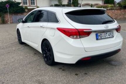 Hyundai i40 176.500 km 7.800 € Leimen 69181
