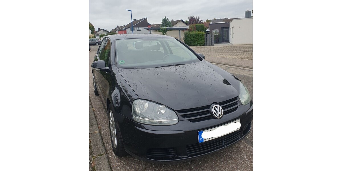 VW Golf V 182.000 km 3.200 € Waldbronn 76337