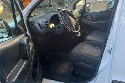 Peugeot Partner 263.000 km 6.000 &euro; Berlin 13436