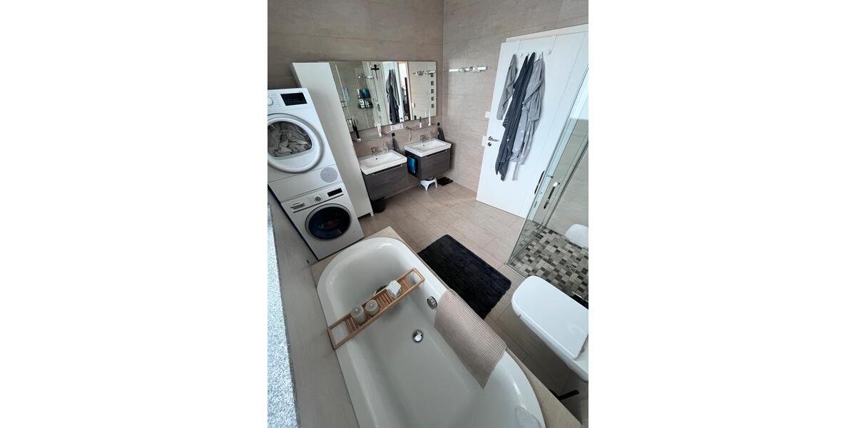 Einfamilienhaus Heilbronn - 4 Zimmer, 129 m&sup2;, 1.875&euro; | Angebot:25976195