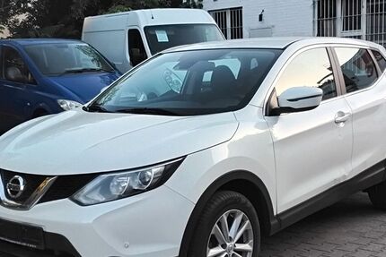 Nissan Qashqai 87.800 km 8.950 &euro; Berlin 13409