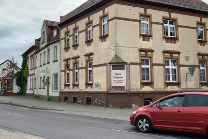 Zwei MFHäuser in guter Lage bei Magdeburg 18 zimmer