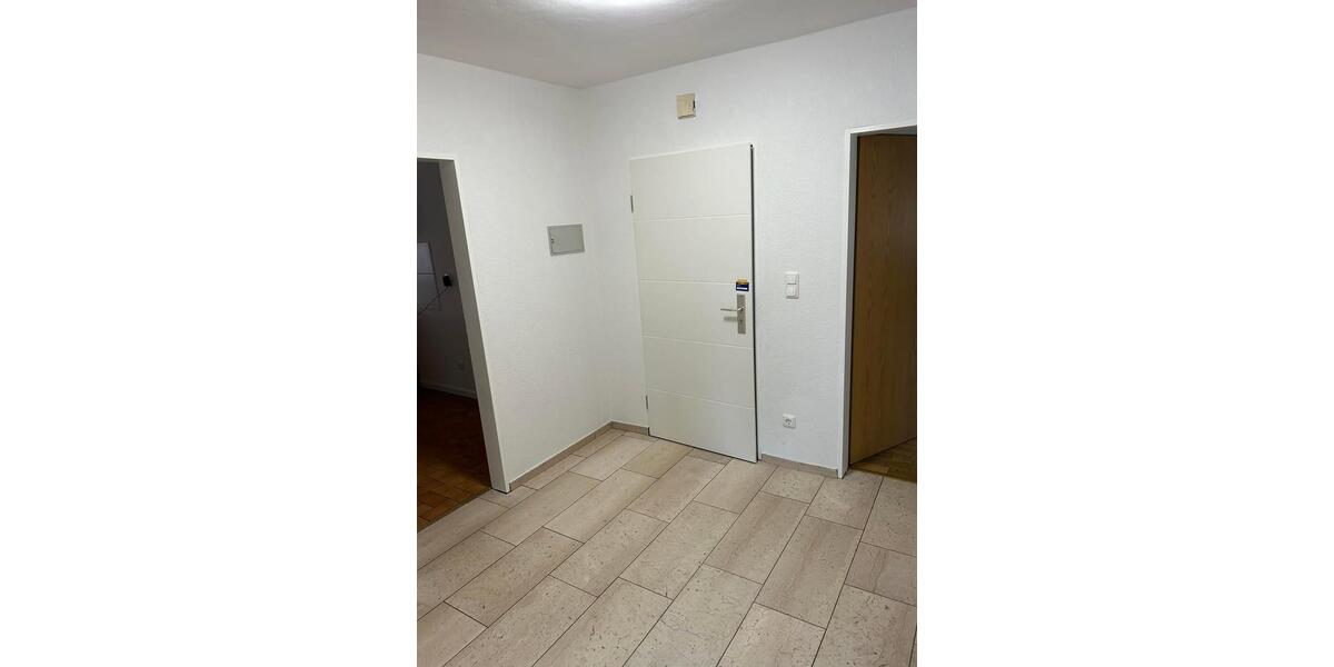 Etagenwohnung Bettenfeld - 3 Zimmer, 75 m&sup2;, 650&euro; | Angebot:26378803