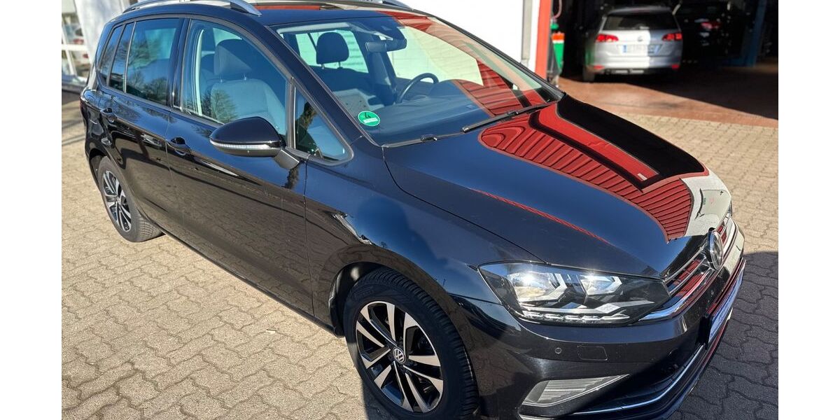 VW Golf Sportsvan 92.300 km 15.680 &euro; Bad Segeberg 23795