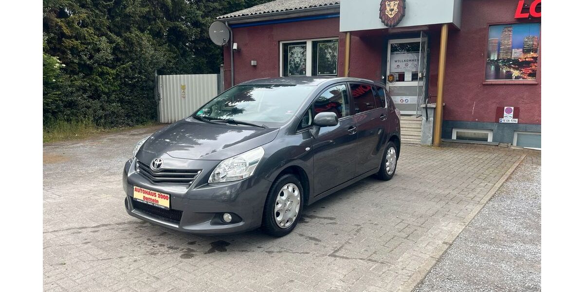 Toyota Verso 138.856 km 8.999 &euro; Datteln 45711