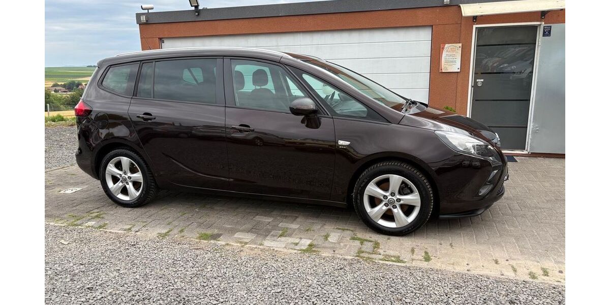 Opel Zafira 200.000 km 5.999 &euro; Mainz kastel 55252
