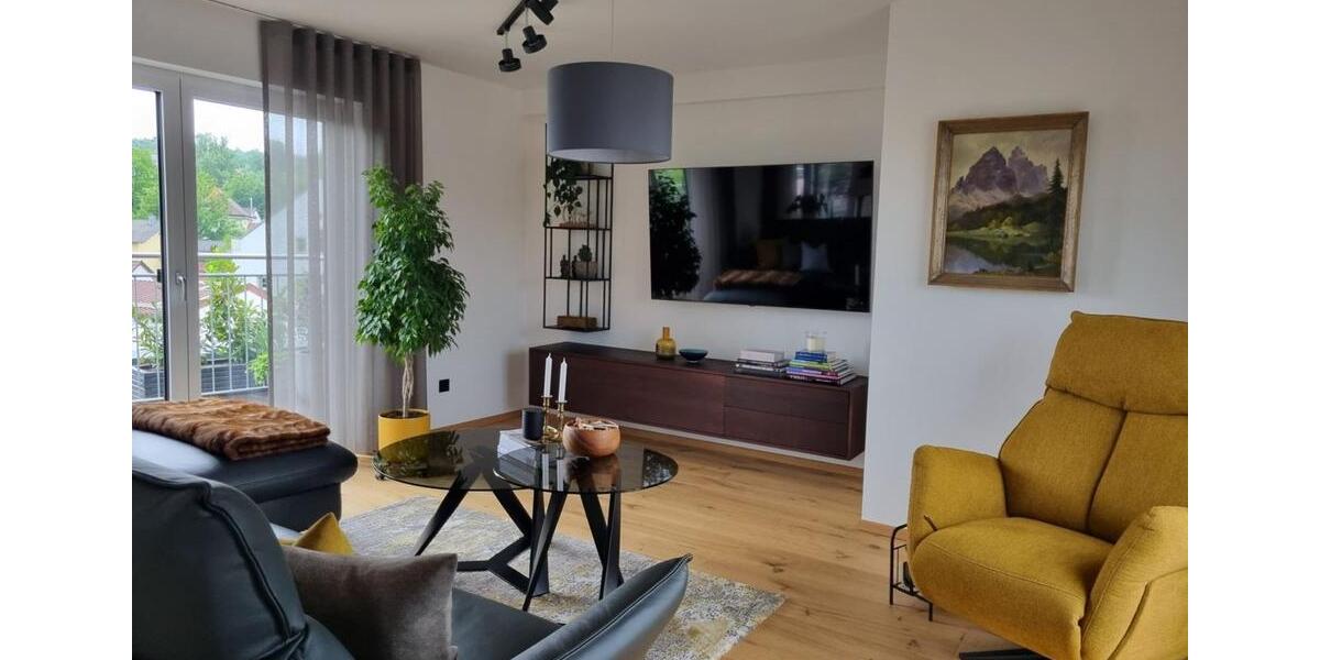 Einfamilienhaus Viechtach - 2 Zimmer, 96 m&sup2;, 1.100&euro; | Angebot:25058095