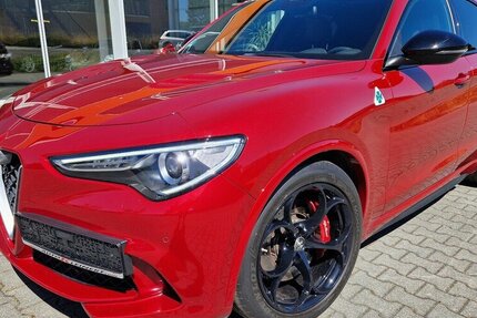 Alfa Romeo Stelvio Quadrifoglio Q4 63.569 km 46.800 € Wilsdruff 01723