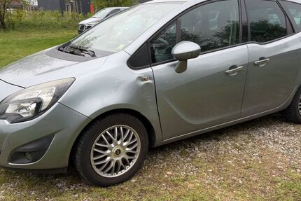 Opel Meriva 151.000 km 1.000 &euro; Stockstadt 63811