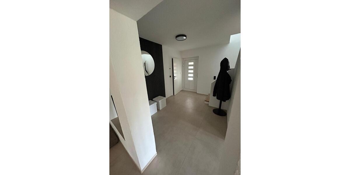 Einfamilienhaus ab März 2026 zu vermieten 5 zimmer