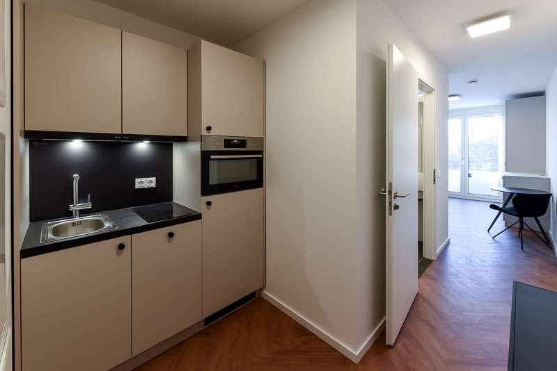 Wohnung zum Mieten in Berlin 610 € 2184 m²