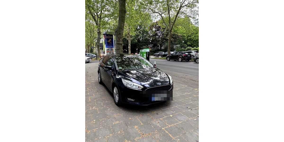 Ford Focus 200.000 km 5.800 &euro; Düsseldorf 40239