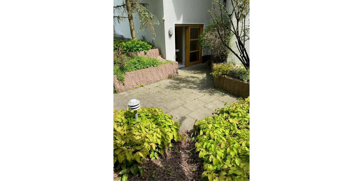 Schöne, helle Einliegerwohnung Nutzung als Praxis, Büro etc. zimmer