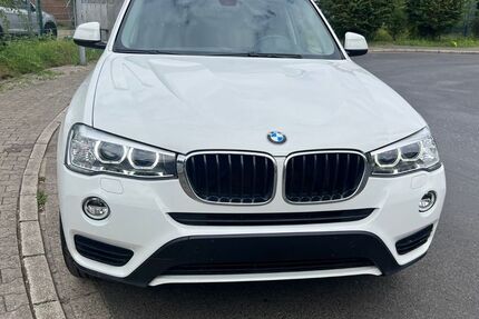 BMW X3 94.000 km 20.500 &euro; Düsseldorf 40231