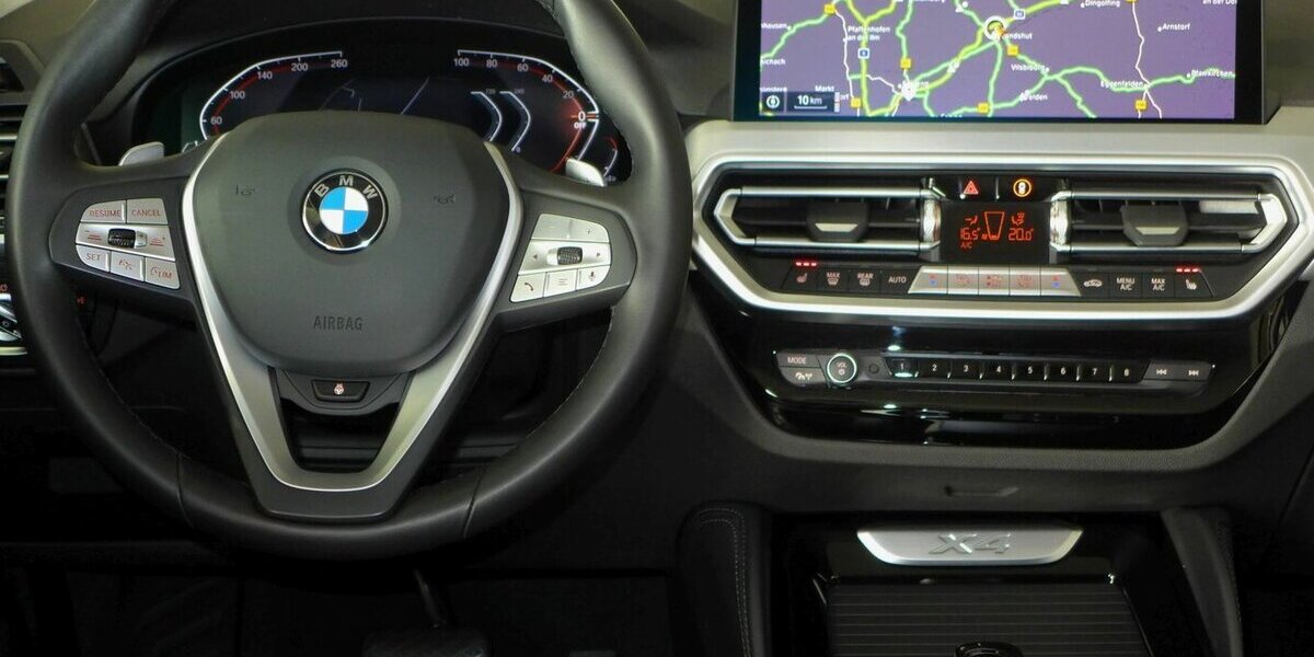 BMW X4 xDr 30d Std.Heiz,Pan-Dach,Echtleder NP:90.000 11.600 km 48.990 &euro; Landshut 84030