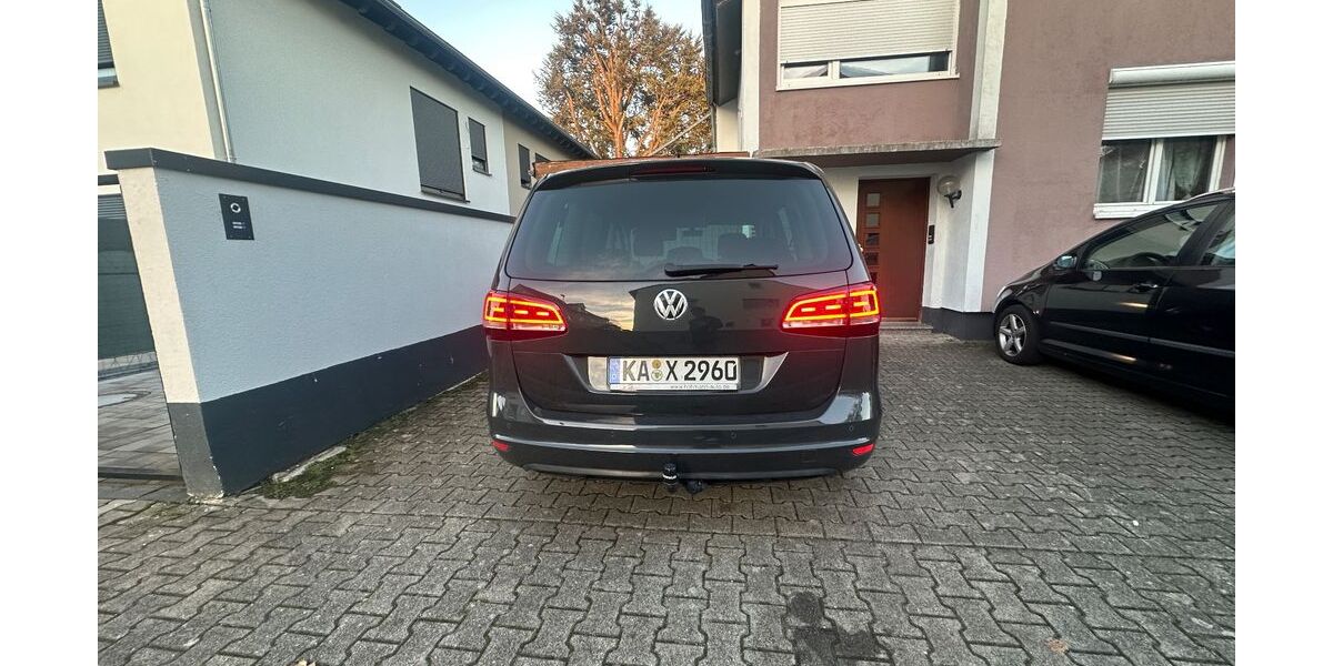 VW Sharan 145.000 km 21.000 &euro; Waghäusel 68753