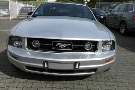 Ford Mustang 126.430 km 10.300 &euro; Mainz-Kastel 55252