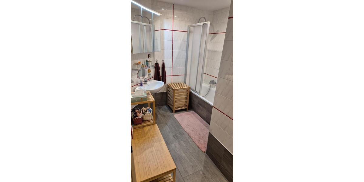 Etagenwohnung Guben - 3 Zimmer, 80 m&sup2;, 550&euro; | Angebot:26634886