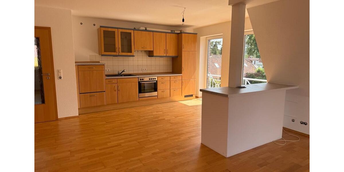 Dachgeschoßwohnung Westerstede - 3 Zimmer, 74 m&sup2;, 225.000&euro; | Angebot:27070732