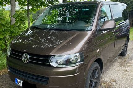 VW T5 Multivan 176.000 km 18.000 &euro; Übersee 83236
