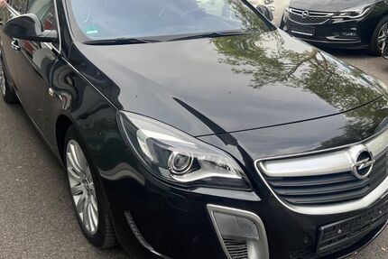 Opel Insignia 122.000 km 13.699 &euro; Recklinghausen 45663