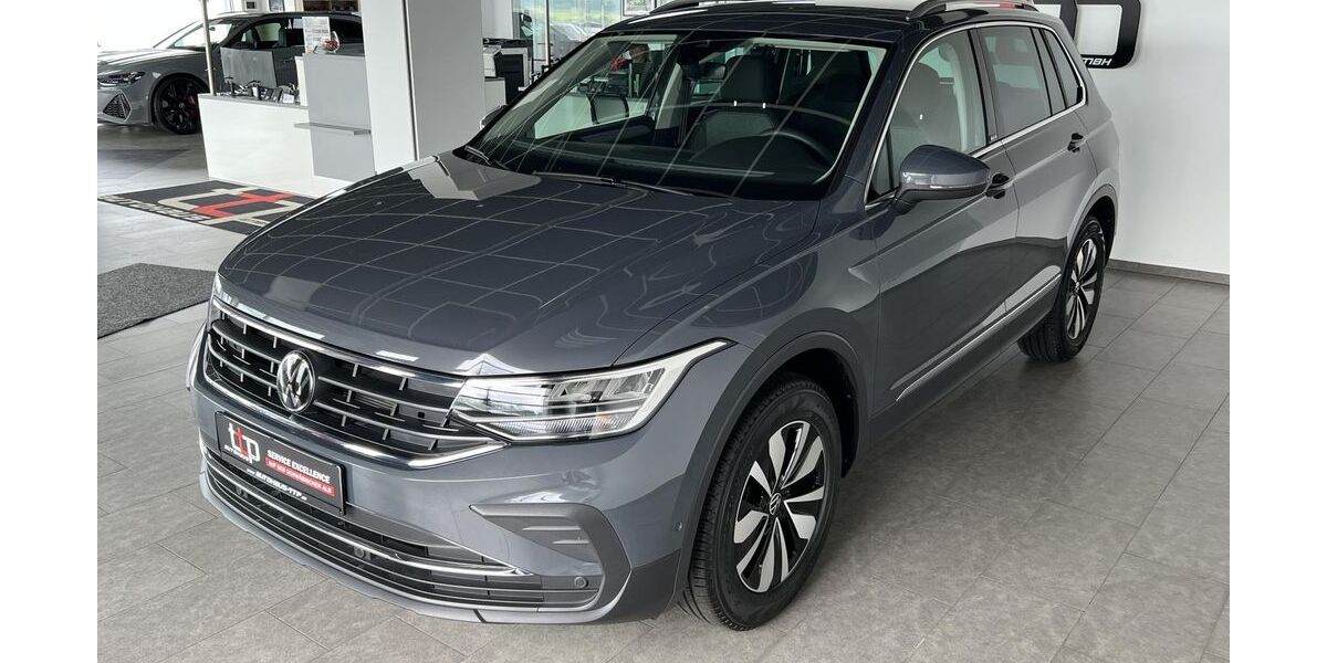 VW Tiguan 28.800 km 32.690 € Heroldstatt 72535