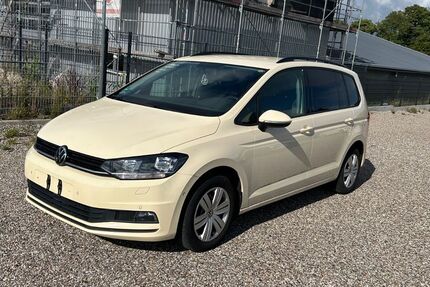 VW Touran 436.000 km 8.999 &euro; Ratzeburg bei Hamburg 23909