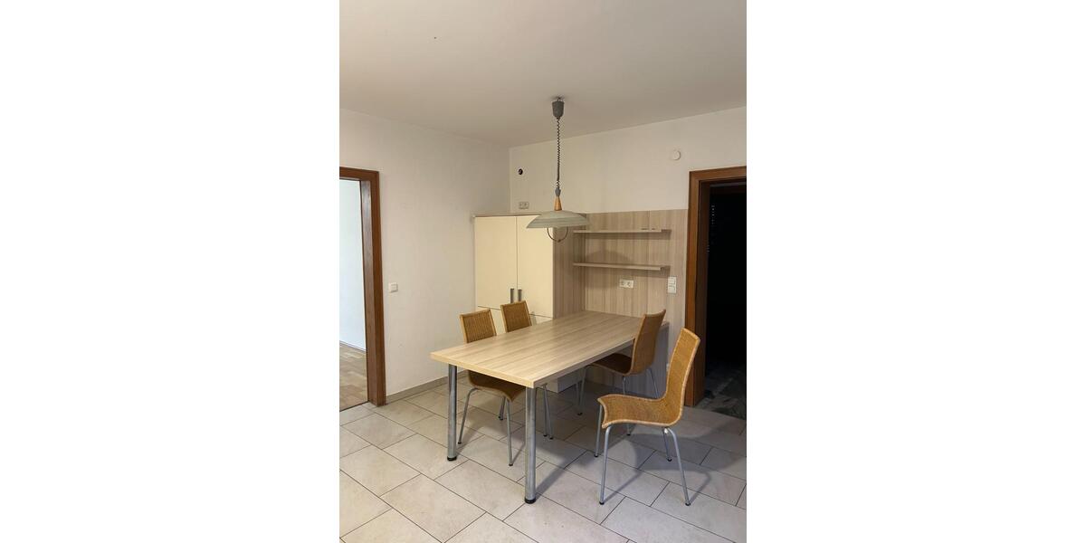 Geräumiges Haus mit Innenhof und Nebengebäuden in GangeltStahe zimmer