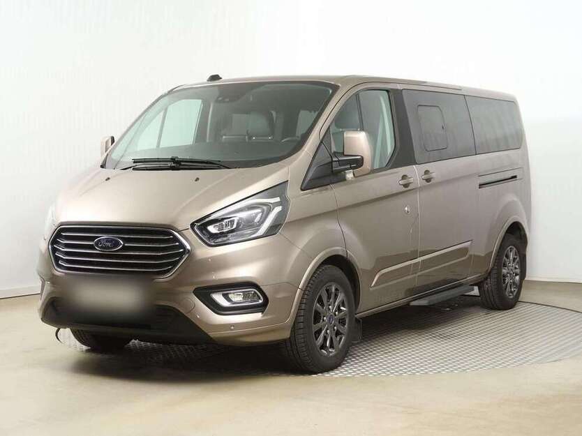 Tourneo Custom