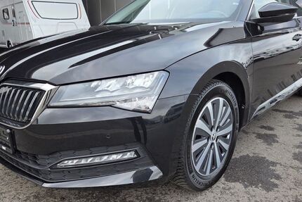 Skoda Superb 147.500 km 25.480 &euro; Düren 52351
