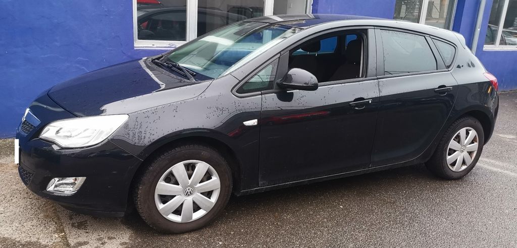 Opel Astra 170.000 km 2.999 &euro; Berlin 13405