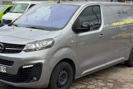 Opel Vivaro 15.000 km 27.900 &euro; Dachau 85221