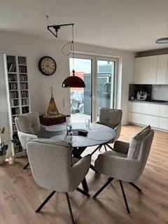 Etagenwohnung Zetel - 2 Zimmer, 87 m&sup2;, 1.070&euro; | Angebot:26618573
