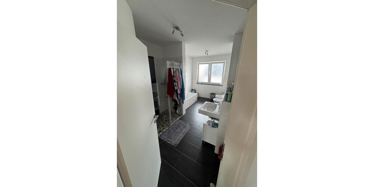 Doppelhaushälfte Weilerswist - 7 Zimmer, 196 m&sup2;, 2.100&euro; | Angebot:26481039