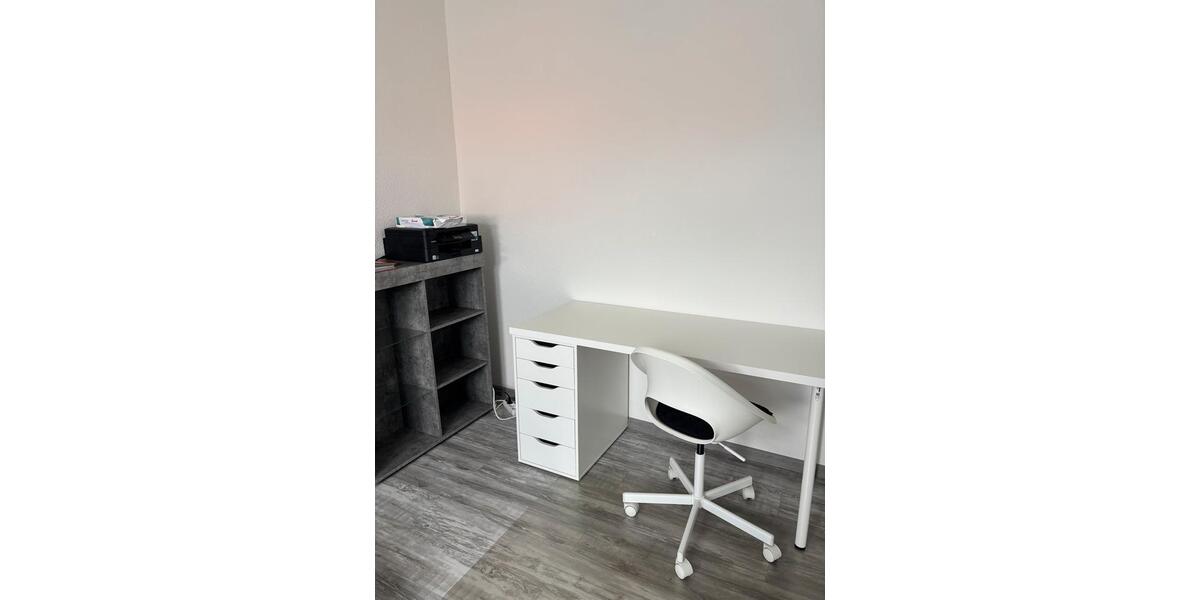 Dachgeschoßwohnung Erfurt Andreasvorstadt - 2 Zimmer, 60 m&sup2;, 600&euro; | Angebot:25640175