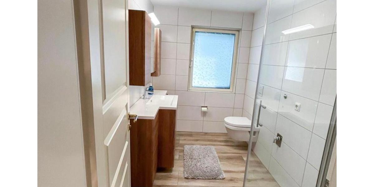 Einfamilienhaus Brackel - 7 Zimmer, 220 m&sup2;, 599.000&euro; | Angebot:26987163