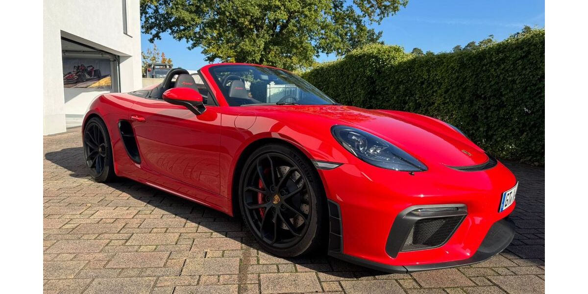 Porsche Boxster 16.850 km 88.880 € Schloß Holte - Stukenbrock 33758