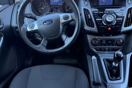 Ford Focus 84.300 km 7.990 &euro; Dannenberg 29451