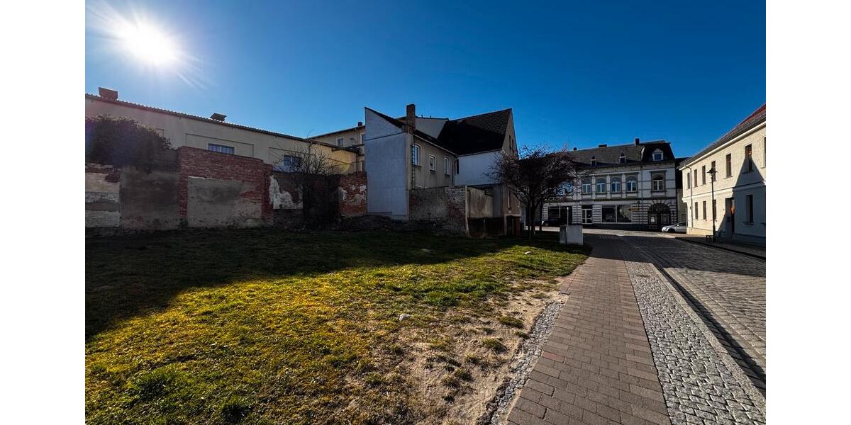 Reihenhaus Altentreptow - 6 Zimmer, 140 m&sup2;, 125.000&euro; | Angebot:23816943