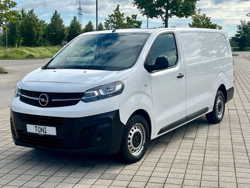 Opel Vivaro 244.300 km 11.900 € München 81243