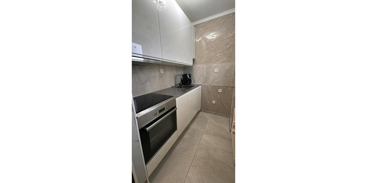 Etagenwohnung Ratingen - 1 Zimmer, 40 m&sup2;, 1.220&euro; | Angebot:24737605