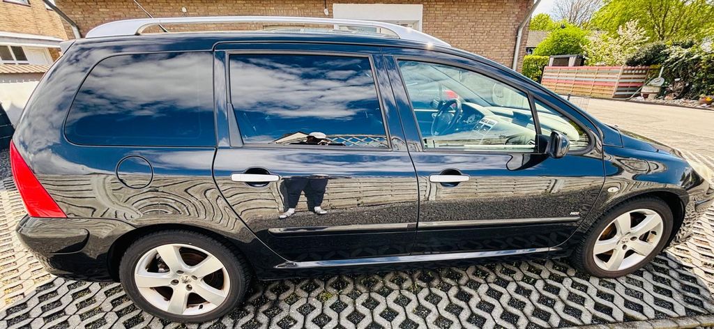 Peugeot 307 238.000 km 1.200 &euro; Wegberg 41844