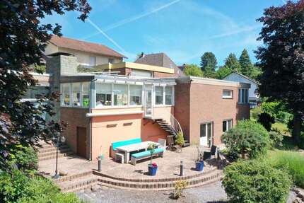 Haus Porta Westfalica - 6 Zimmer, 322 m&sup2;, 415.000&euro; | Angebot:27474760