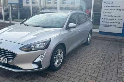 Ford Focus 42.500 km 18.890 &euro; Hornbach 66500