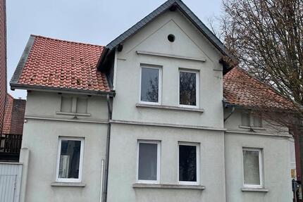 Haus Königslutter am Elm - 13 Zimmer, 270 m&sup2;, 260.000&euro; | Angebot:26874618