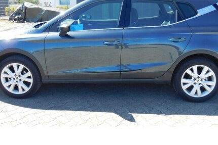 Seat Arona 1.0 X-Perience TSI BMT Navi Klima Alu 10.200 km 17.390 &euro; Vordorf 38533