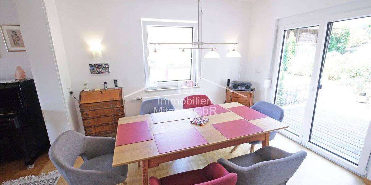 Mehrfamilienhaus, Wohnhaus Greding - 7 Zimmer, 229 m&sup2;, 300.000&euro; | Angebot:26487598