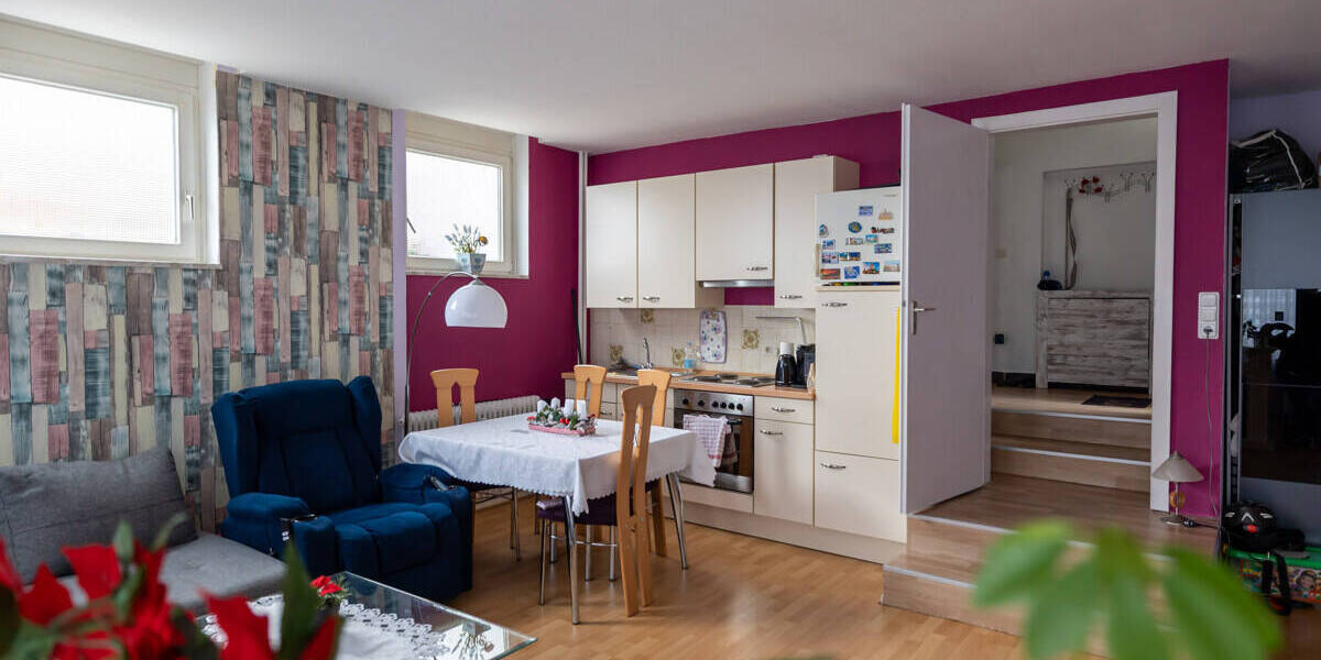 Mehrfamilienhaus, Wohnhaus Delmenhorst Iprump/Varrelgraben - 7 Zimmer, 286 m&sup2;, 297.000&euro; | Angebot:25821104